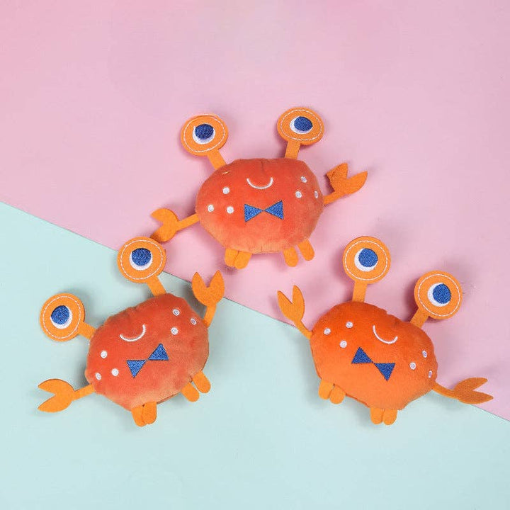 Buy Cheerhunting Petkin Plush Squeaky Crab Dog Toy at Kanupets.com FREE shipping and the BEST services! SHOP ONLINE Kanupets.com