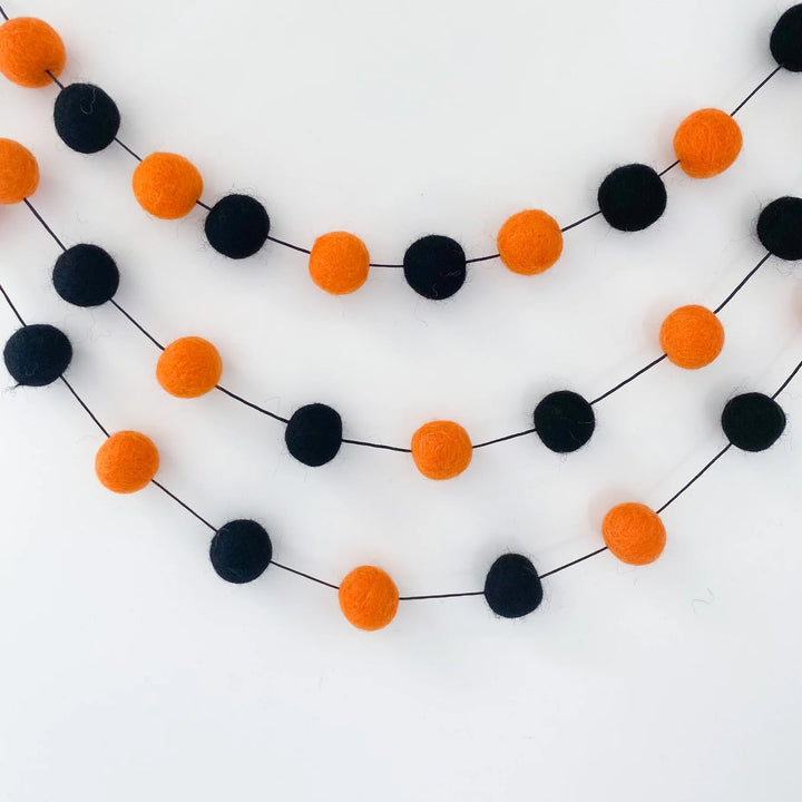 Orange and Black Halloween Felt Ball Garland | Kanu Pet