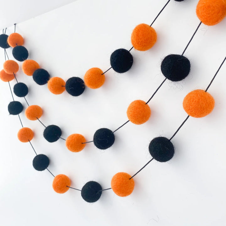 Orange and Black Halloween Felt Ball Garland | Kanu Pet