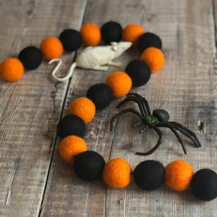 Orange and Black Halloween Felt Ball Garland | Kanu Pet